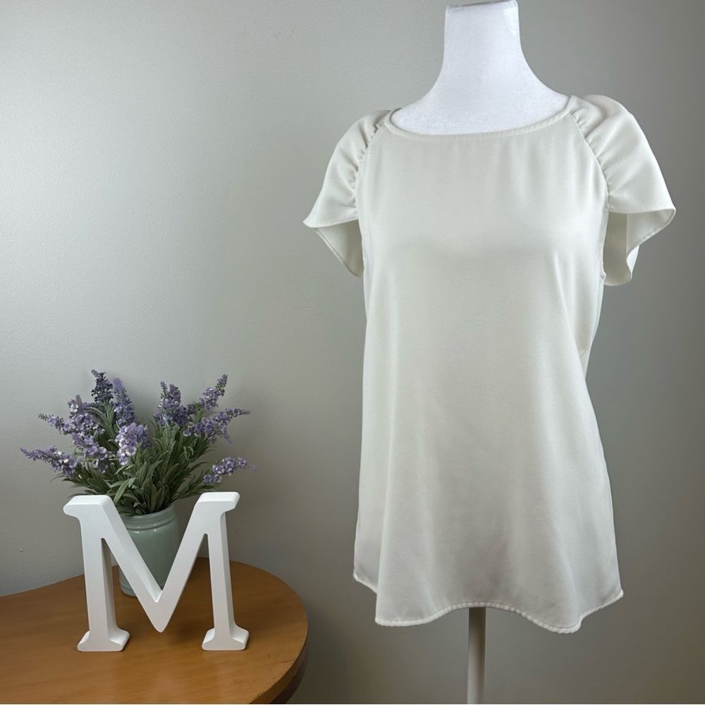 Ann Taylor cap sleeve dress blouse - off white - Size M
